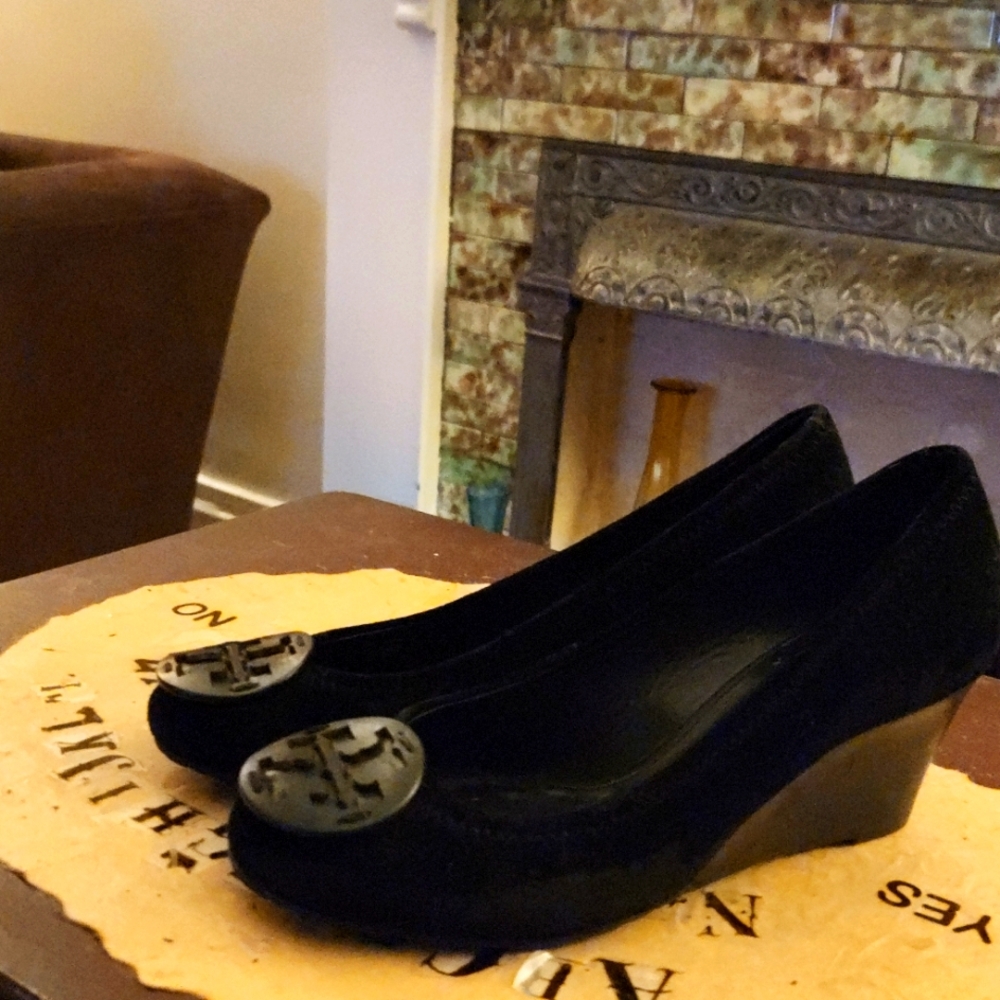 Tory Burch Sally black suede wedge heel. Sz 6.5